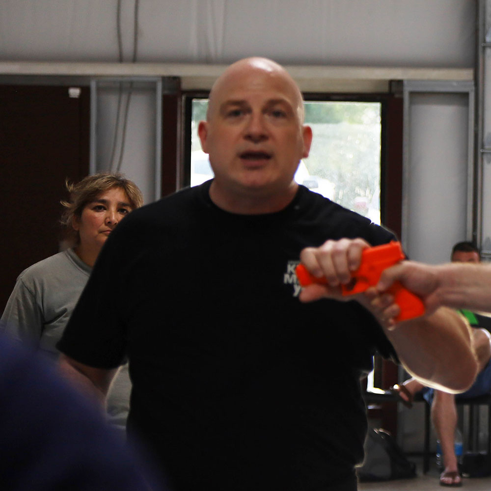 Krav Maga disarm